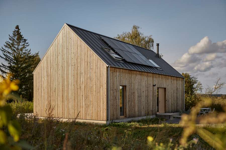 Die Ruhe kehrt ein unter einem Stahldach auf einem idyllischen Naturgrundstück, Fischerstraße 11d, 14778 Päwesin